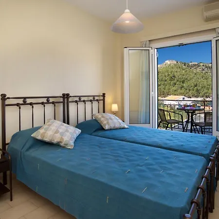Gerania 3* אסוס